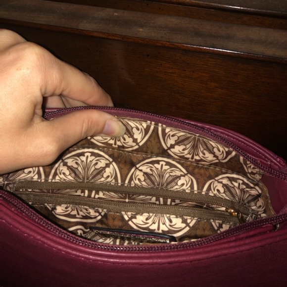 Purse - Picture 2 of 4